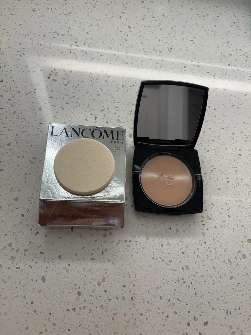 Lancôme Translucence Mattifying Silky Pressed Powder